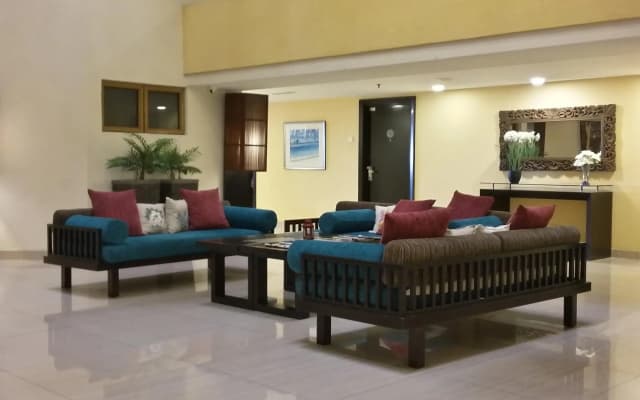 Resort suites at Bandar Sunway - photo 2