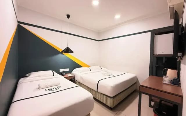 Smile Hotel Serdang South City - photo 3