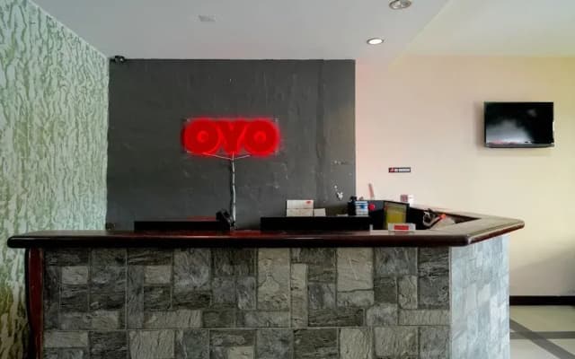 Kris Lodge - photo 2