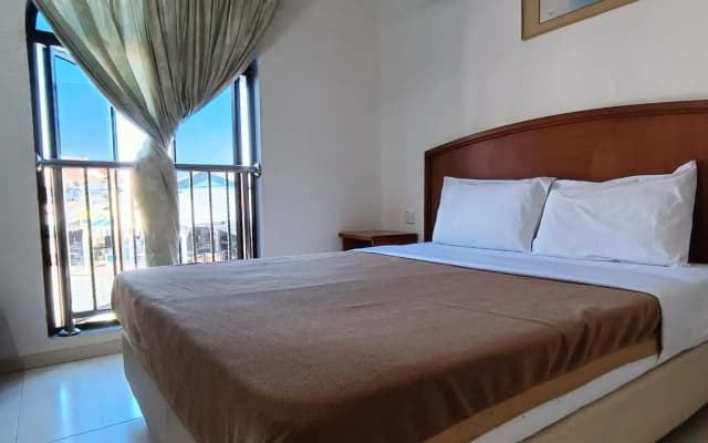 Kota Lodge Hotel - photo 4