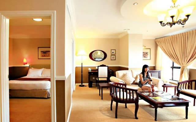 Merdeka Palace Hotels & Suites - photo 5