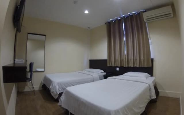 Hotel Kinabalu - photo 5