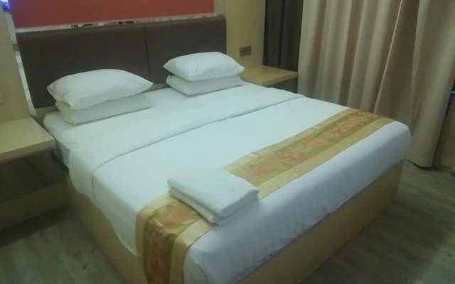 Capital O 90130 Sawadee Hotel - photo 4