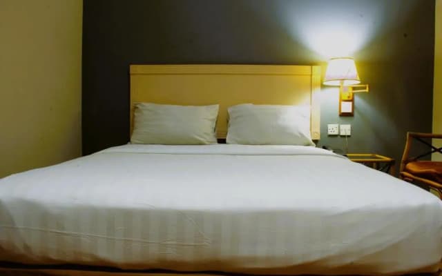 Sandakan Inn - photo 5