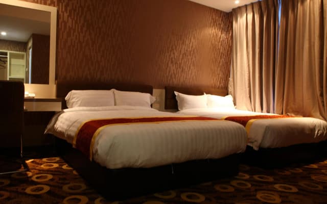 Golden Valley Hotel - photo 3