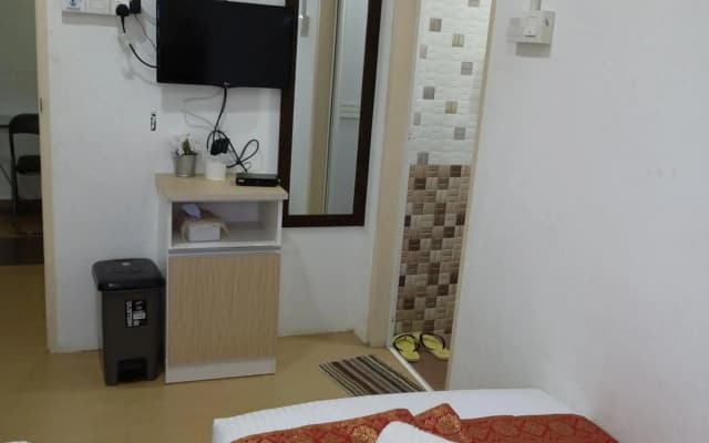 Aban Transit House - photo 4