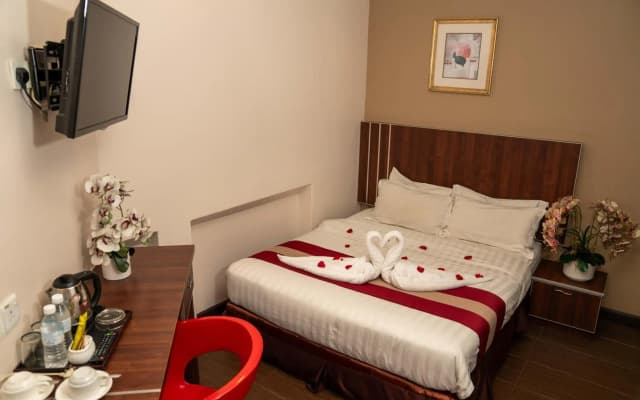 Hotel Eastana - photo 4