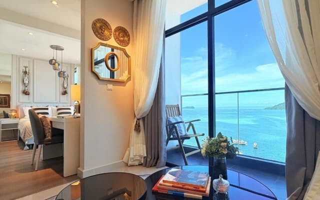 Seaview Bliss Studio - Tropical Elegance - photo 3