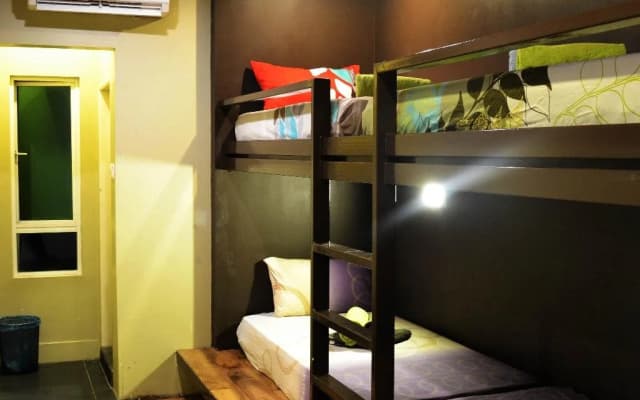 Sakot Hostel - photo 2