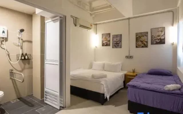 Kenny Hill Boutique Hotel near Borneo Medical Centre Kuching - photo 5