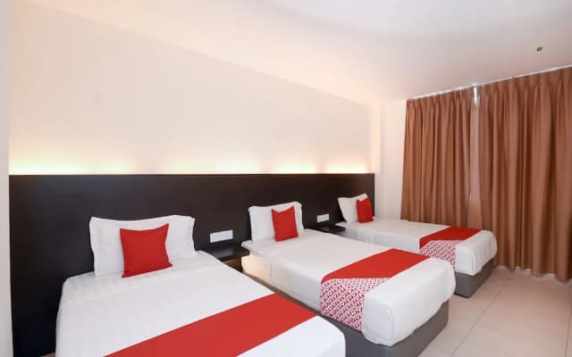 OYO 1148 Kenyalang Suite - photo 4