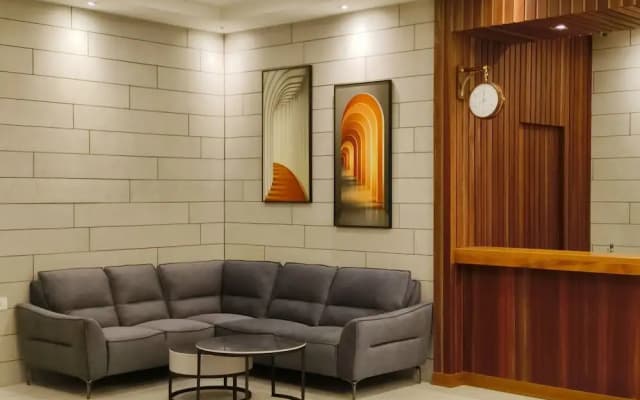 Zoom Hotel - photo 4