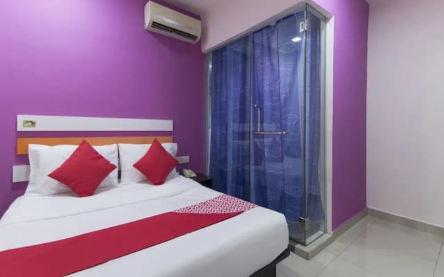 OYO 90296 Red Orange Hotel Port Klang - photo 4