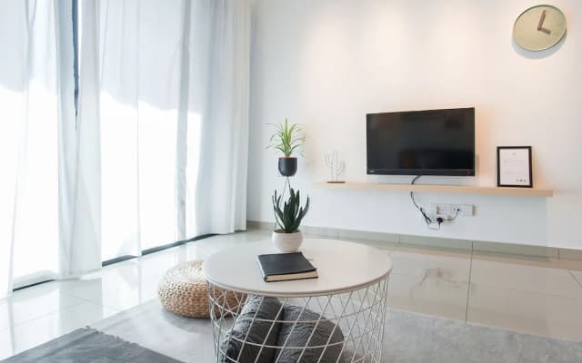 A9 Relax & Enjoy in a Luxury Condo near Jonker St - photo 2