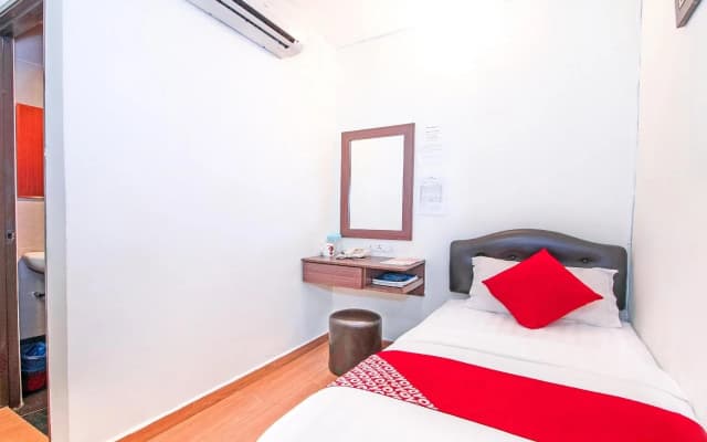 OYO 698 Hotel Sepang at Dengkil - photo 4