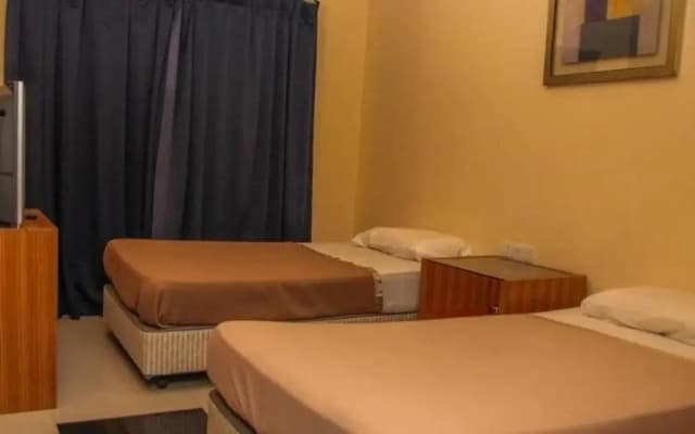 Grand Paradise Highway Hotel Rawang - photo 3