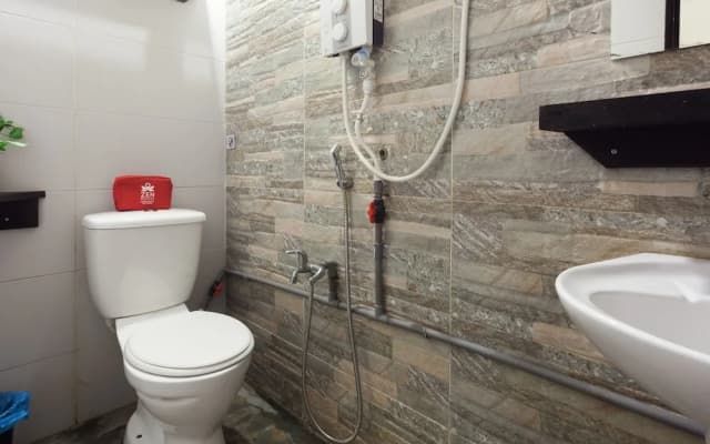 ZEN Rooms Kulai - photo 5