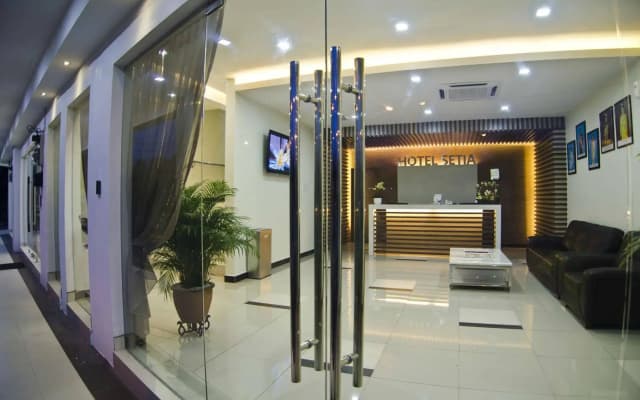 Hotel Setia - photo 2