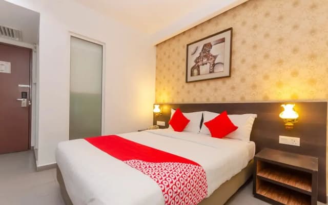 Capital O 91277 Nur Villa Hotel - photo 5