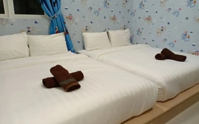 BLeisure Parkland Homestay - photo 4