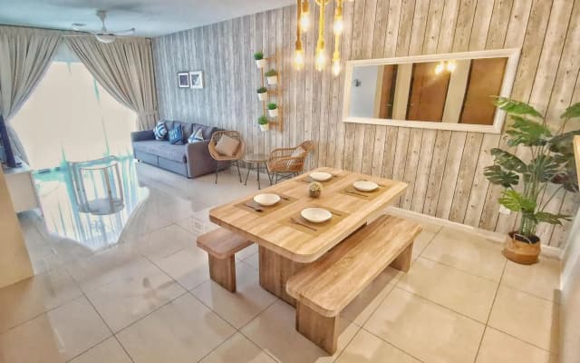 One Life Four Season Waterpark Guest House Manhattan Condominium - photo 4