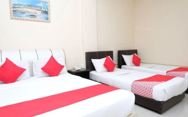 Diamond Hotel - photo 4