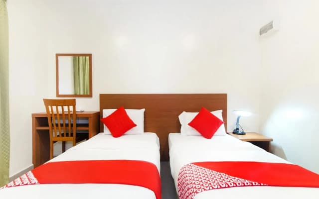 Lawten Hotel - photo 4