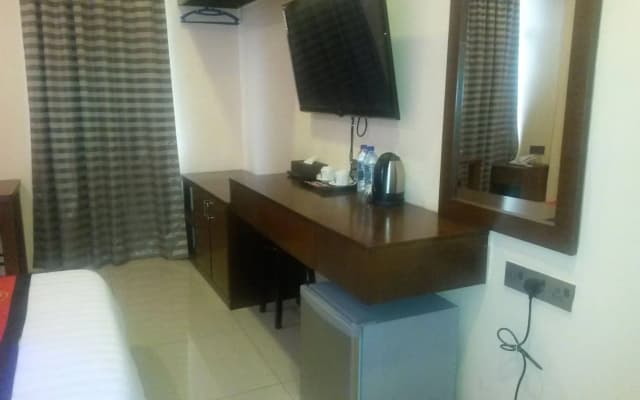 Tomato Hotel Langkawi - photo 3