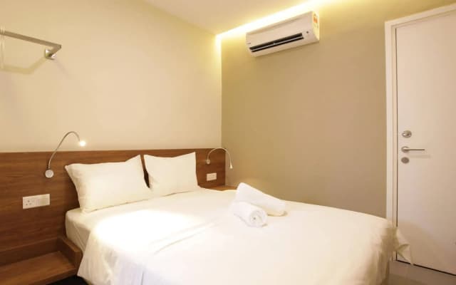 Max Hotel Subang Jaya - photo 2