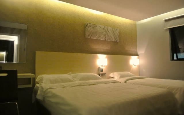 I-Style Hotel - photo 4