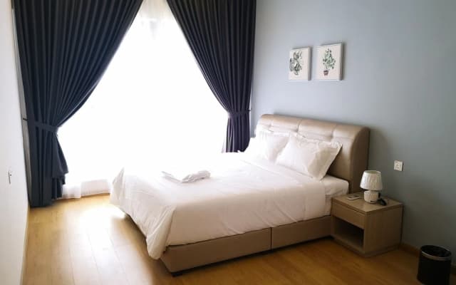 Garden View Homestay @ Country Garden Danga Bay - photo 4