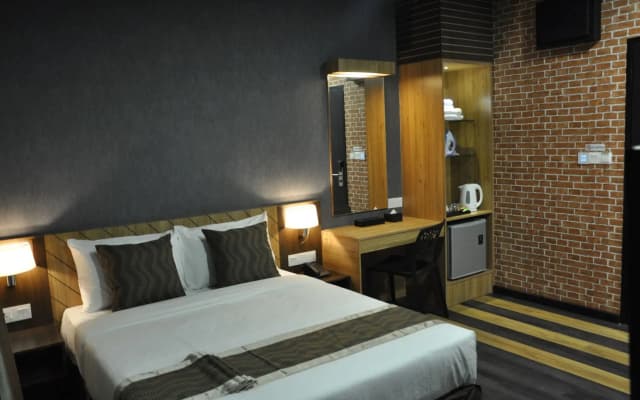 Valya Hotel - Kuala Terengganu - photo 3