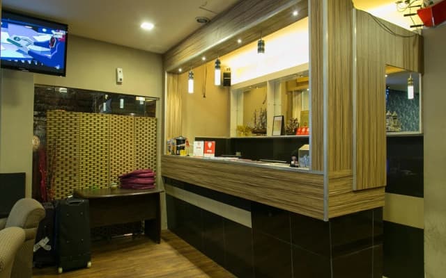 OYO 102 Sindbad Hotel - photo 2