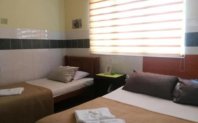 OYO 90762 FS Dimensi Hotel - photo 2