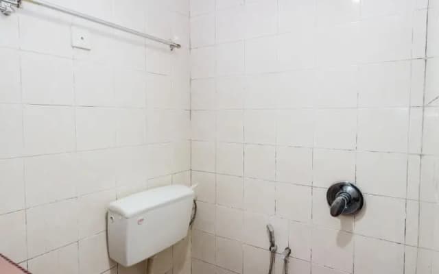 Dung Fang Hotel by OYO Rooms - photo 4