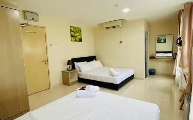 Noor Hotel Kangar - photo 4