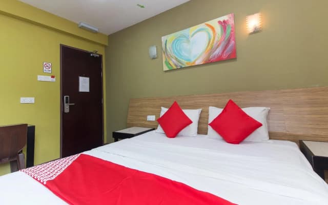 Basic Hotel - photo 2
