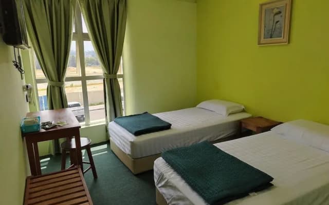 Hotel O Seremban Near SnowLim Wonderland Formerly M&N Hotel - photo 3