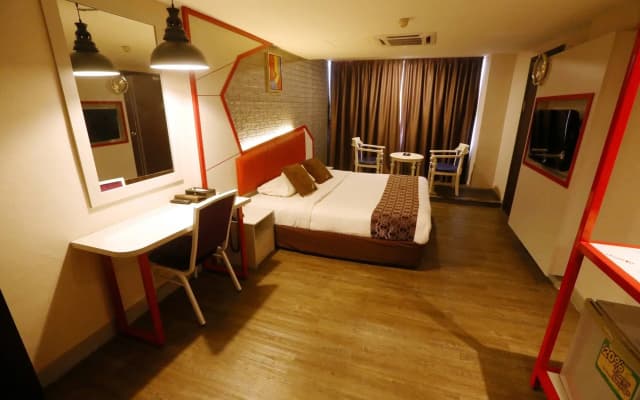 Golden Nasmir Hotel - photo 5