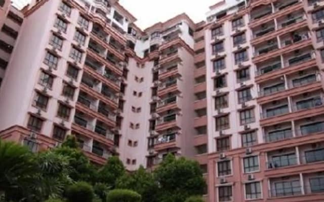 KK-Suites Residence @ Marina Court Resort Condominium - photo 2