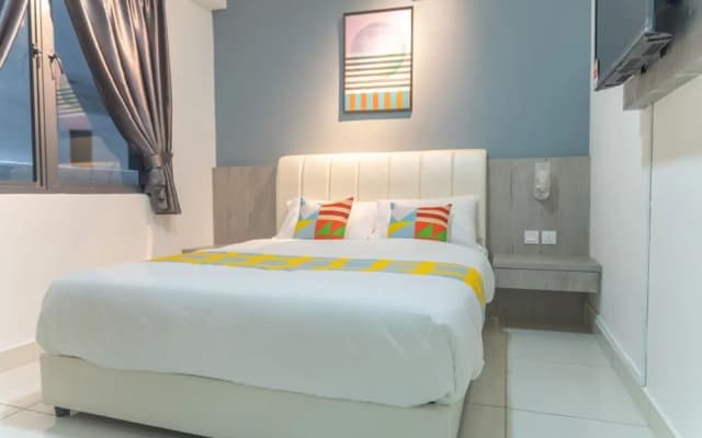 OYO Home 43995 Premium 3br 1tebrau - photo 4