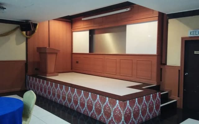 TC Inn Capital Hotel - photo 3