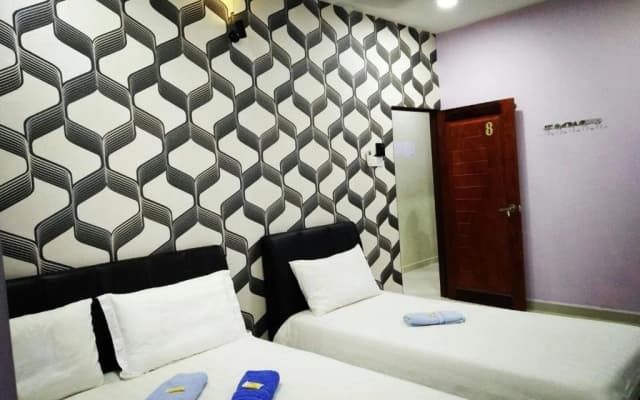 Leaf Guest House - photo 2