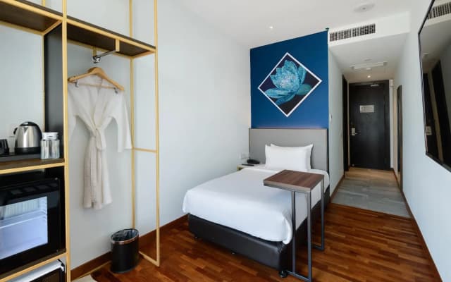 Savv Hotel - photo 5