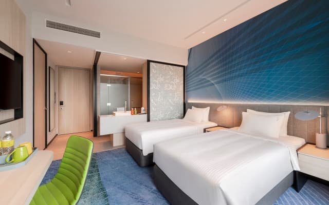 Holiday Inn Kuala Lumpur Bangsar by IHG - photo 4
