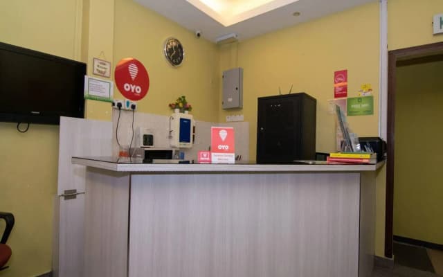 OYO 109 V'la Park Hotel - photo 2