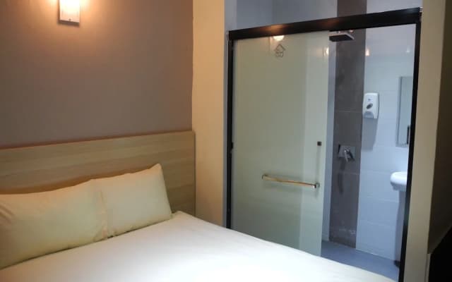 Hotel 18, Ipoh Aeon Mall - photo 4