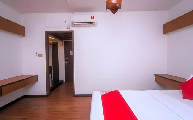 Hotel O Lutana - photo 3