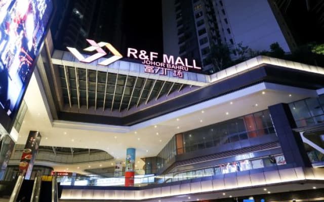 【Top】R&F City Escape | Walk to JB CIQ, City Square & JBCC | Cozy Stay for 1-5 - photo 2