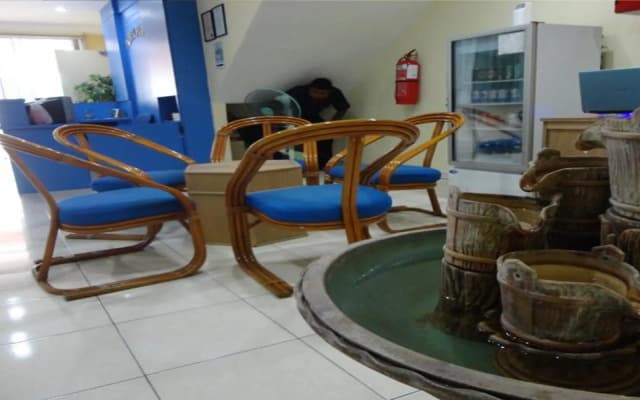 Hotel Suria - photo 2